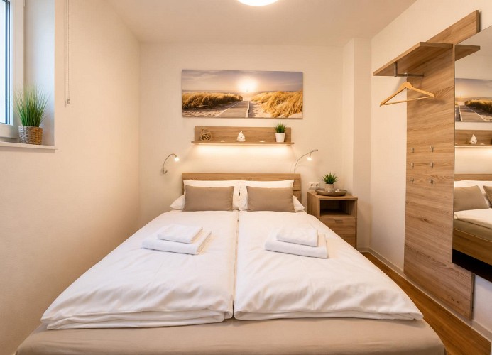 Residenz Windjammer, Dünenweg 6, Whg. 2 , mit 2 Duschbädern und Strandkorb auf Terrasse, Cuxhaven- Duhnen