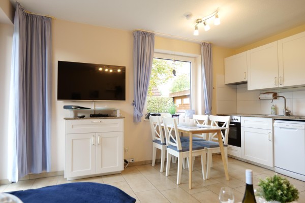 Haus Resi, Ferienanlage Haus Achtern Diek, Am Priel 23, 21762 Otterndorf
