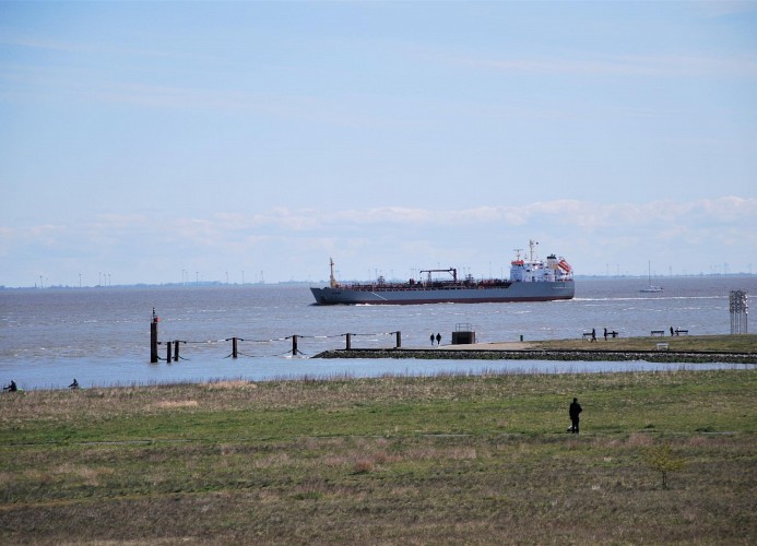 Lotsenkajüte, Seesicht, 3 Etage, Seedeich 21, Cuxhaven- Grimmershörn