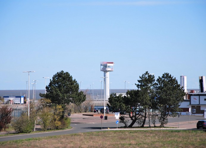 Lotsenkajüte, Seesicht, 3 Etage, Seedeich 21, Cuxhaven- Grimmershörn