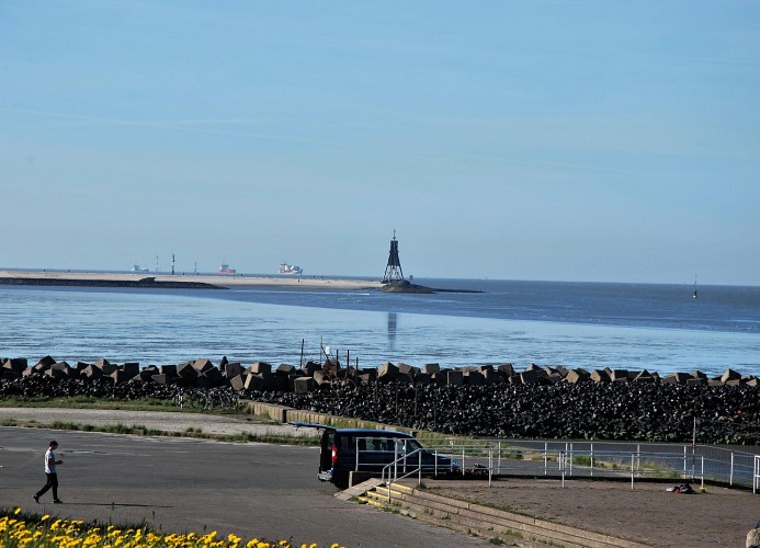 Lotsenkajüte, Seesicht, 3 Etage, Seedeich 21, Cuxhaven- Grimmershörn