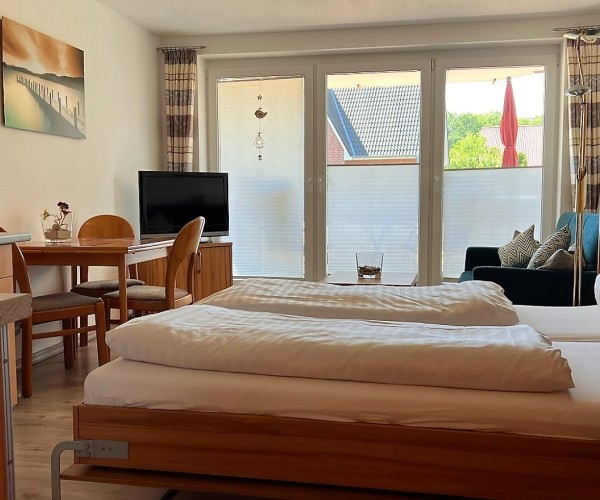 Haus am Mühlenpark, Whg 8, Erdgeschoss, Steinmarnerstr. 77/79, 27476 Cuxhaven