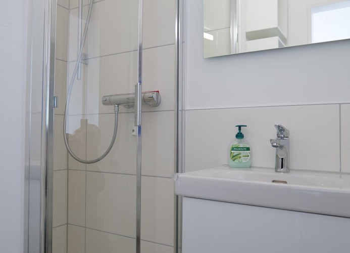 Haus Atlantic Whg. 710, Strandhausallee 29, 27476 Cuxhaven Döse, Badezimmer ansicht c