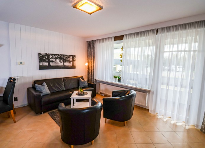 Haus Atlantic Whg.001, Strandhausallee 29, 27476 Cuxhaen Döse, Wohnzimmer