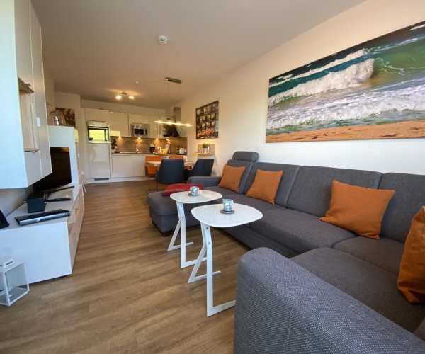 Residenz Windjammer, Dünenweg 6, Whg. 2 , mit 2 Duschbädern und Strandkorb auf Terrasse, Cuxhaven- Duhnen