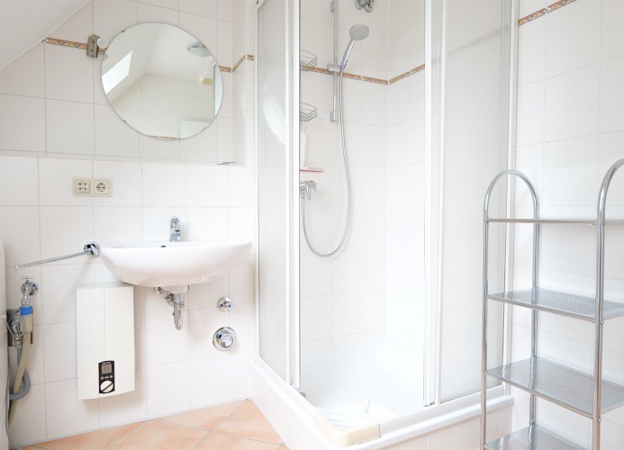 Wald und Meer, Hannoversche Str. 15A OG, 27476 Cuxhaven- Sahlenburg, Badezimmer ansicht 2