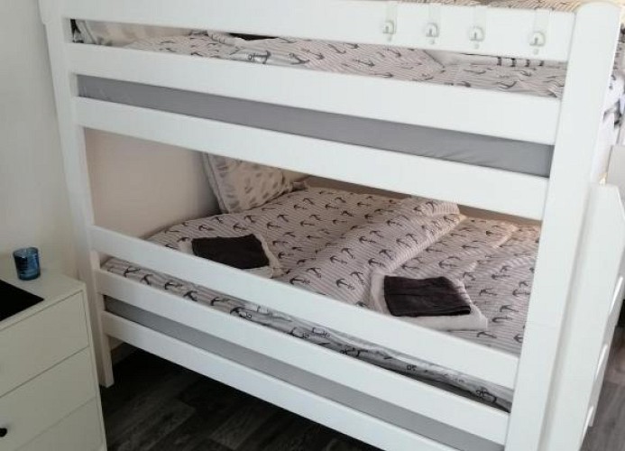 FEWO Kliff Watt Nr. 4, Hamburgerstr. 30, 27476 Cuxhaven Sahlenburg, Wohnzimmer Hochbetten 
