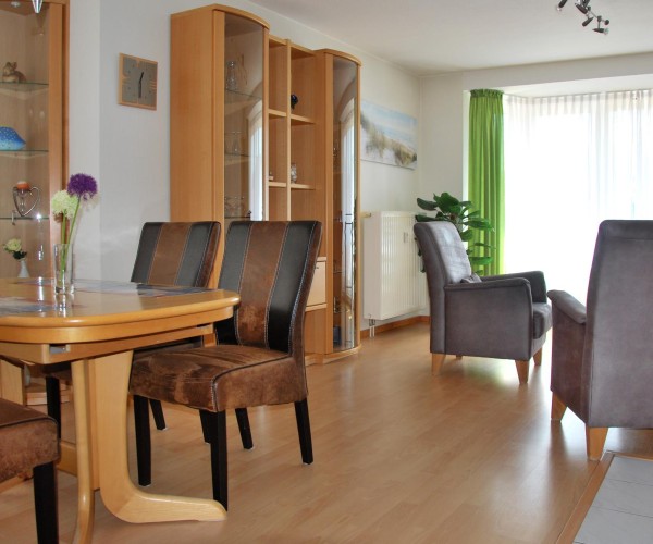 Haus am Mühlenpark, Whg 3, 1. Etage, Steinmarnerstr. 77/79, 27476 Cuxhaven